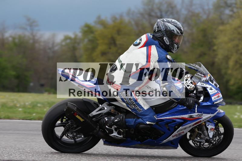 Archiv-2022/13 25.04.2022 Plüss Moto Sport ADR/Freies Fahren/57